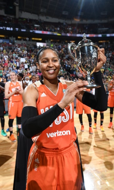 Moore leads West past East 130-121 in WNBA All-Star Game (Jul 22, 2017)